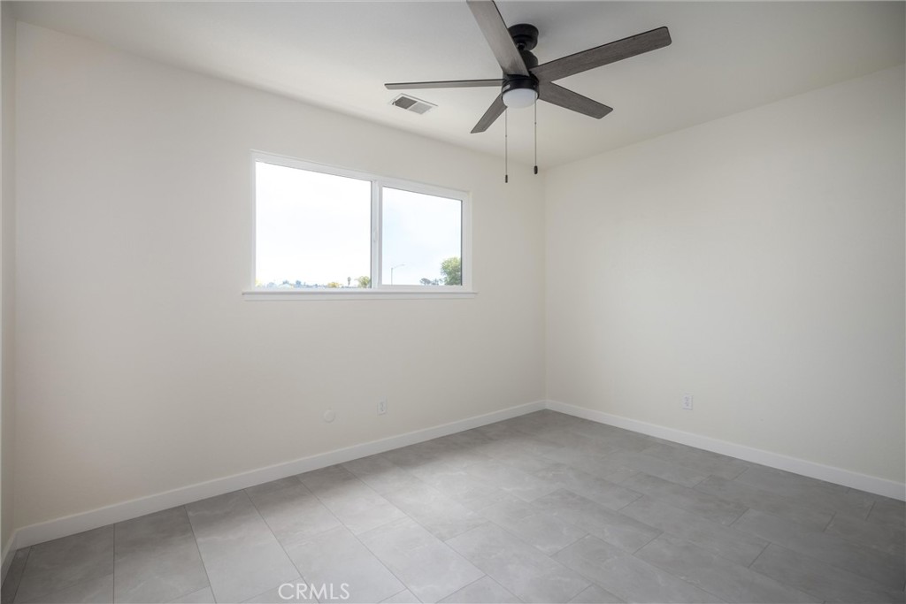 1215 S 16th