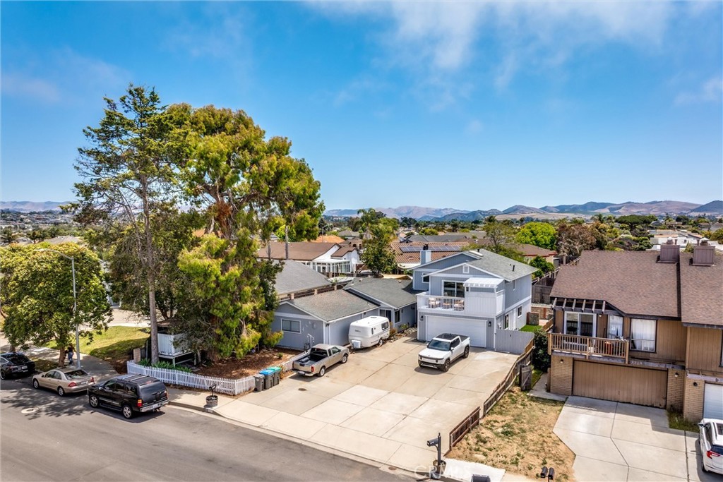 1215 S 16th