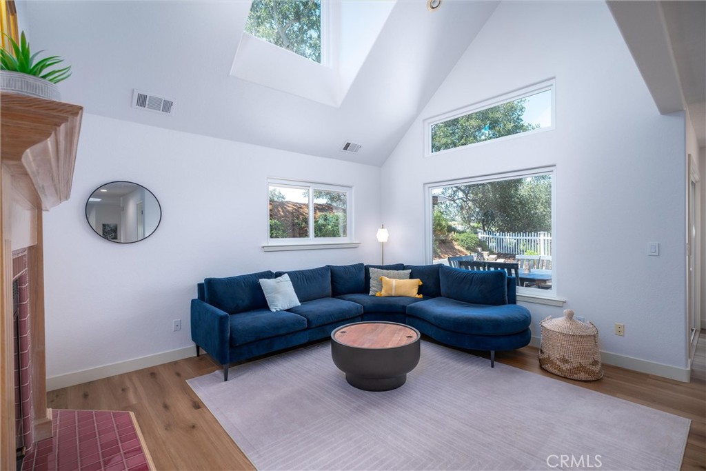 432 Emerald Bay