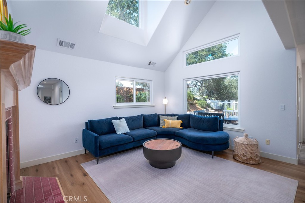 432 Emerald Bay