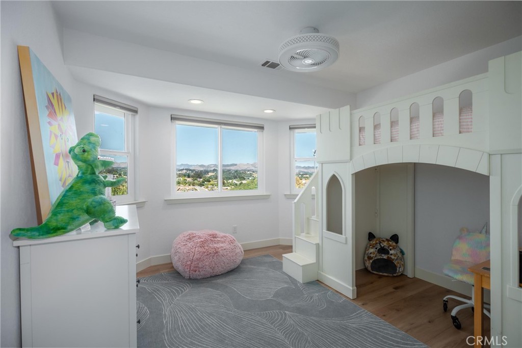 432 Emerald Bay