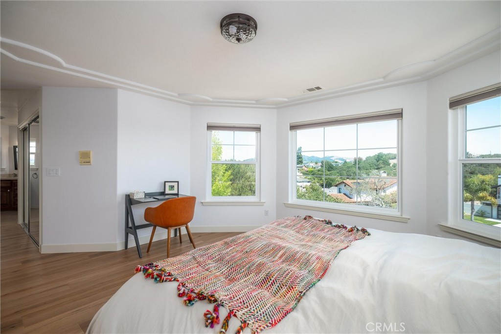 432 Emerald Bay
