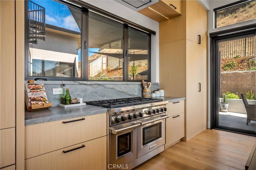 1415 Hansen
