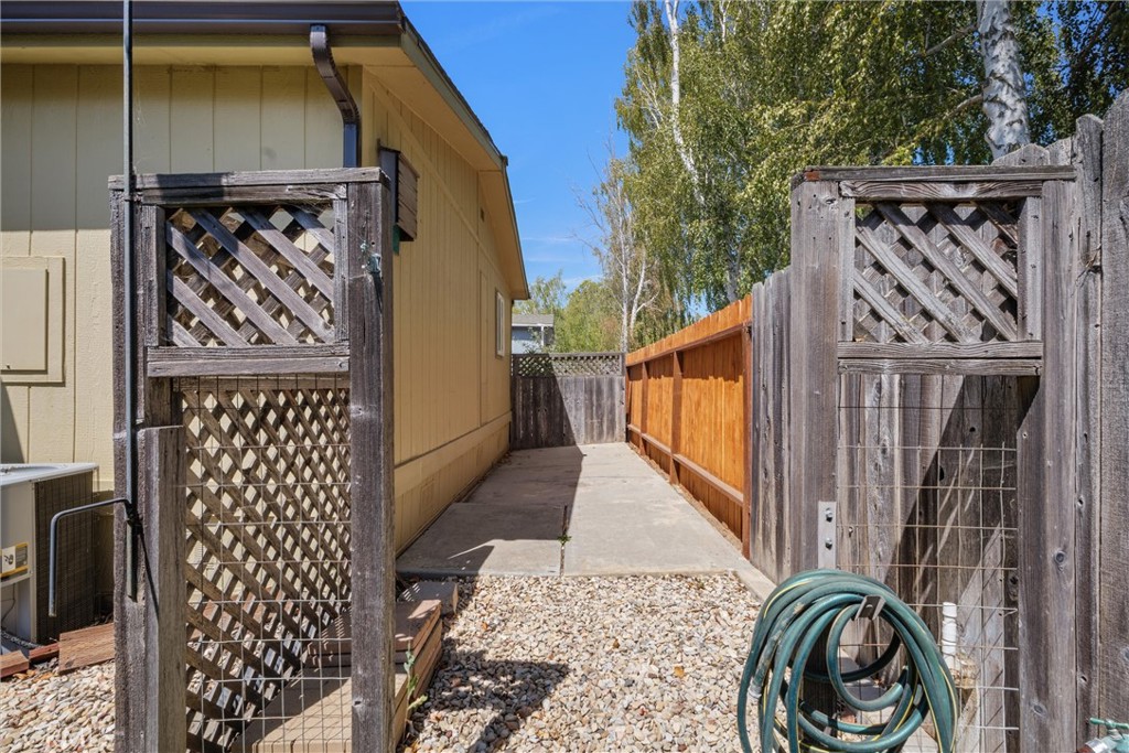 1220 Bennett Way 49