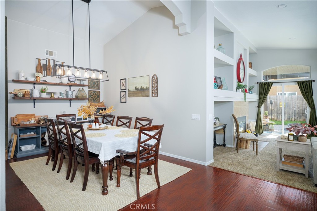 2452 Darbeton
