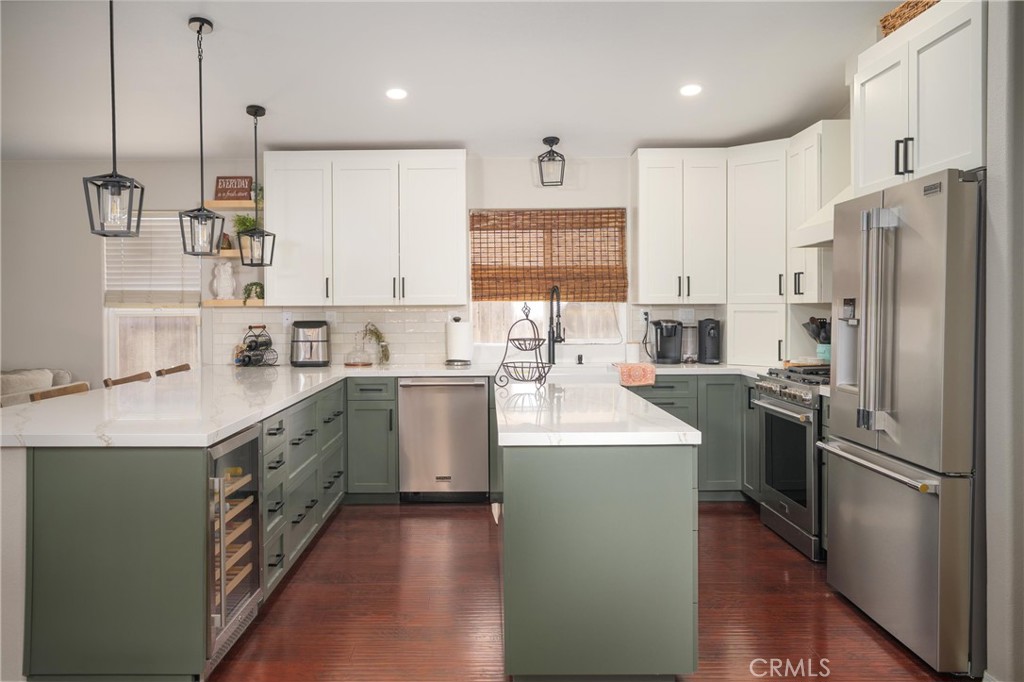 2452 Darbeton