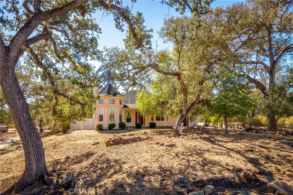 10045 Old Morro E Atascadero Ca Us 93422 Sc26220973