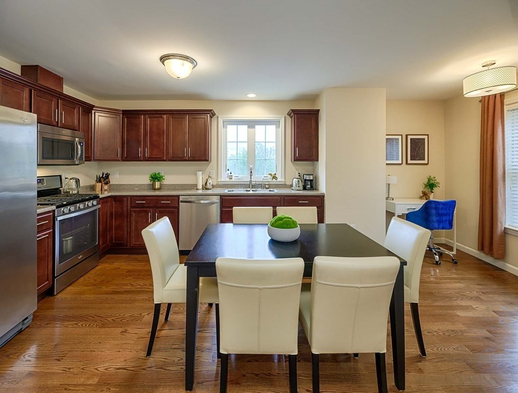 5 Oak Hill Rd Unit: 5