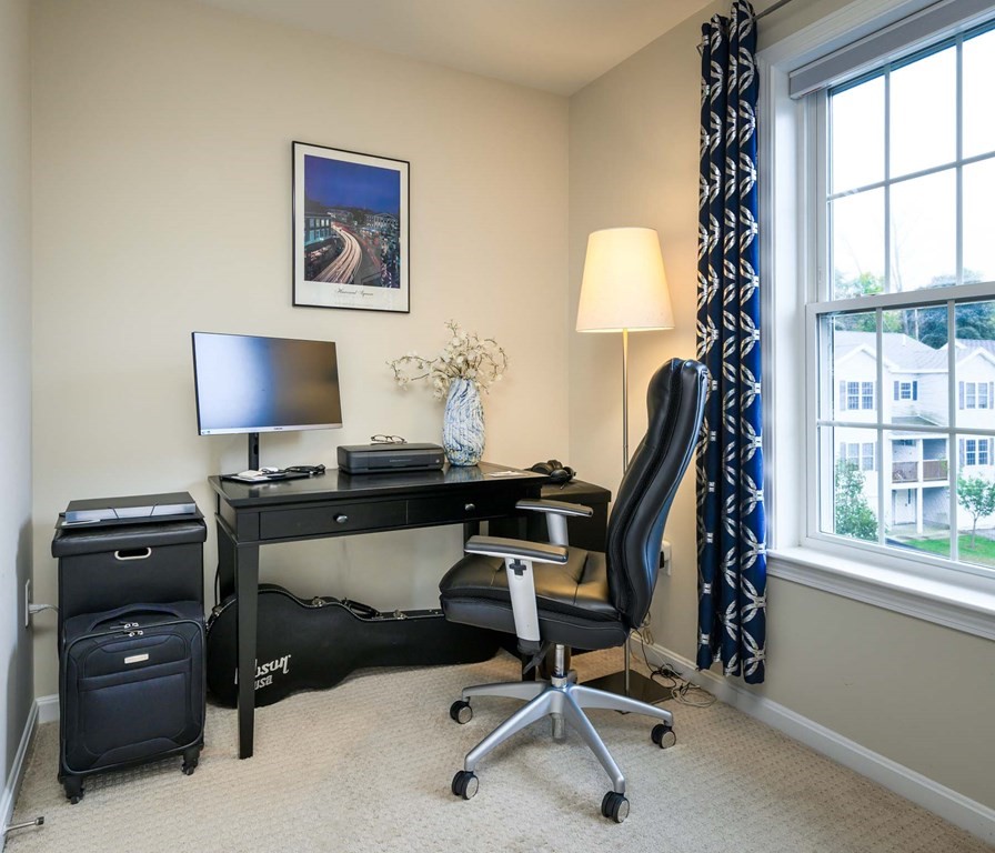 5 Oak Hill Rd Unit: 5
