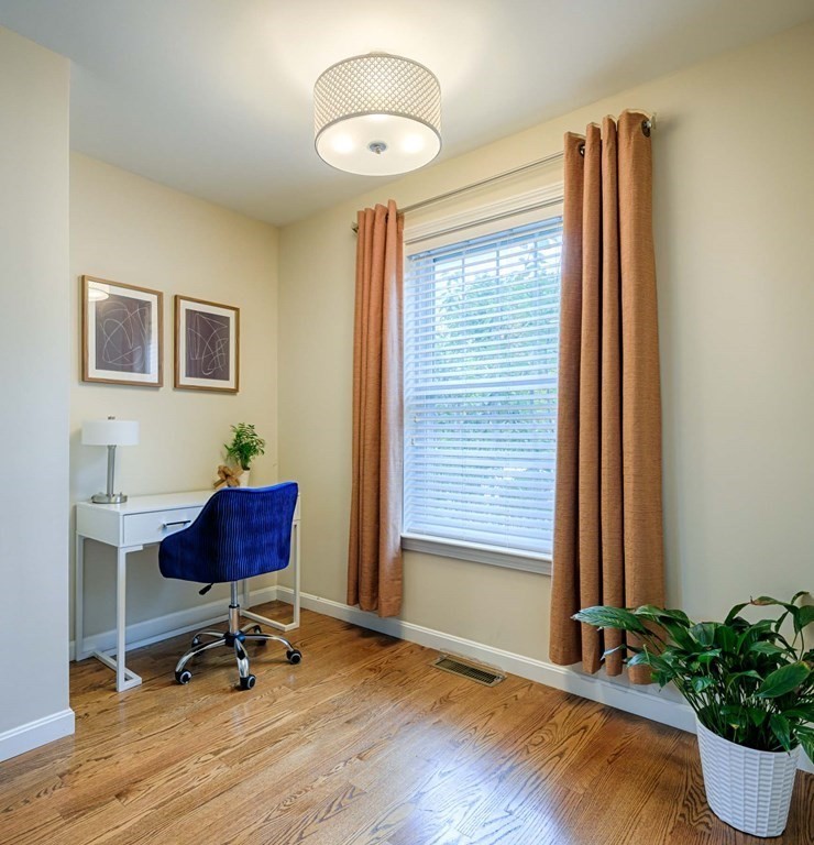 5 Oak Hill Rd Unit: 5