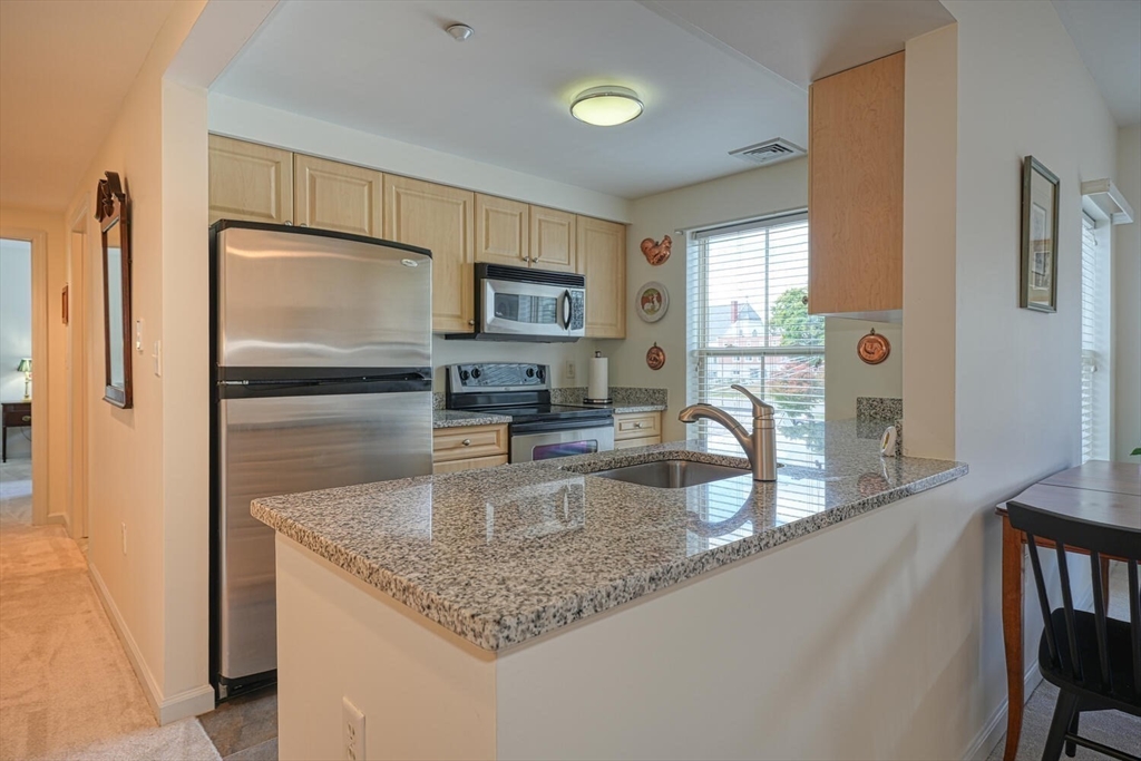 248 Main # 415