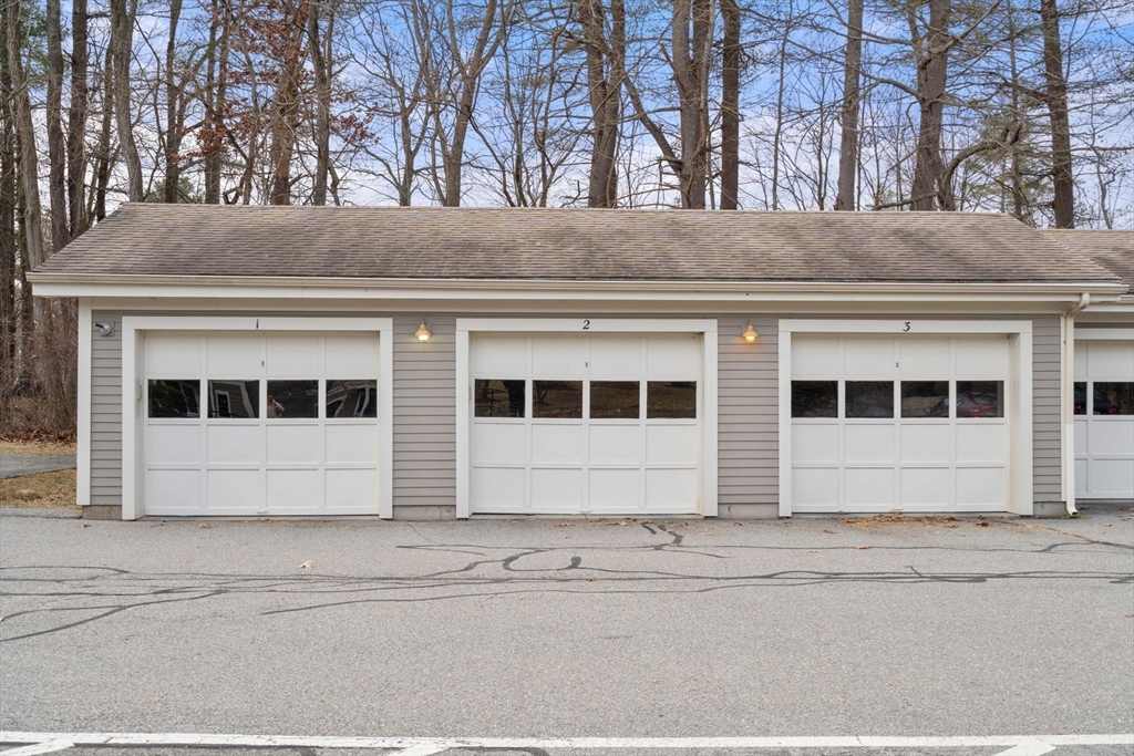34 Meeting House Lane # 211