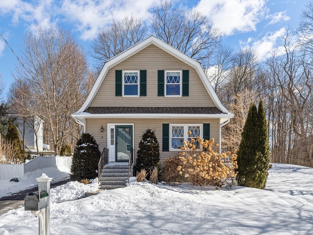 9 Lyman Street