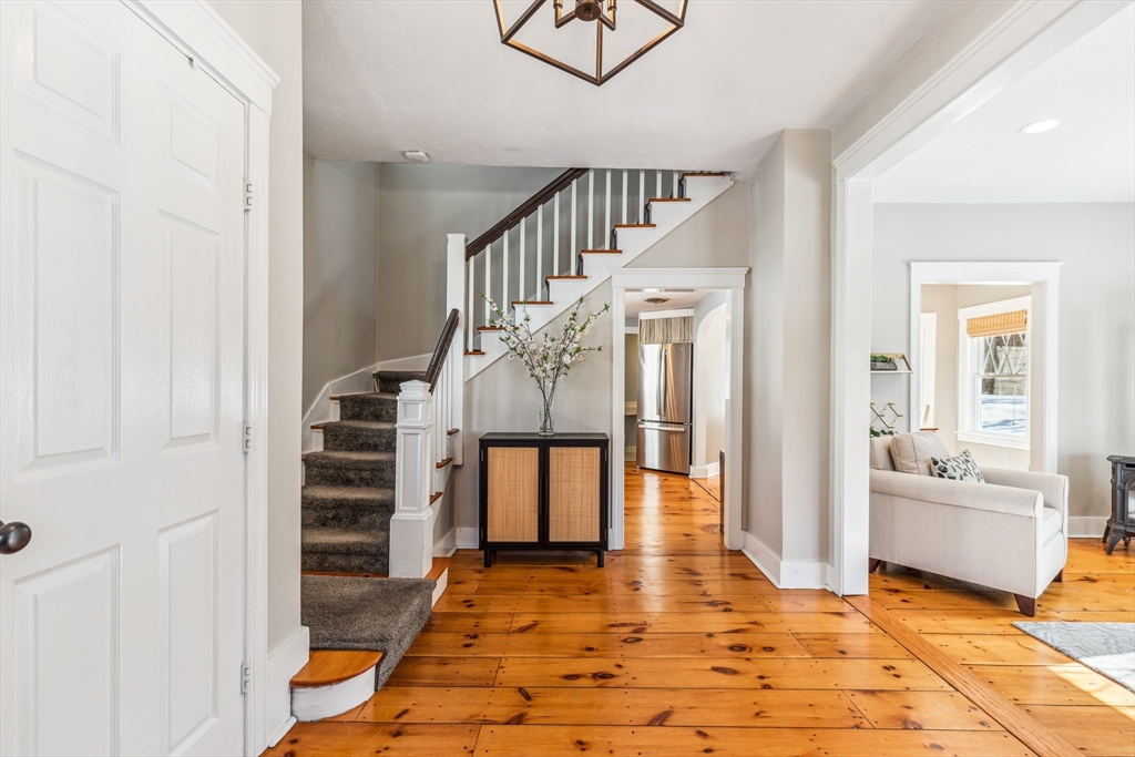 9 Lyman Street