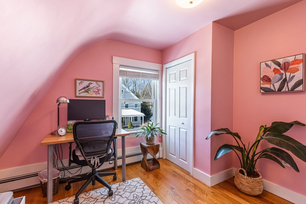 9 Lyman Street