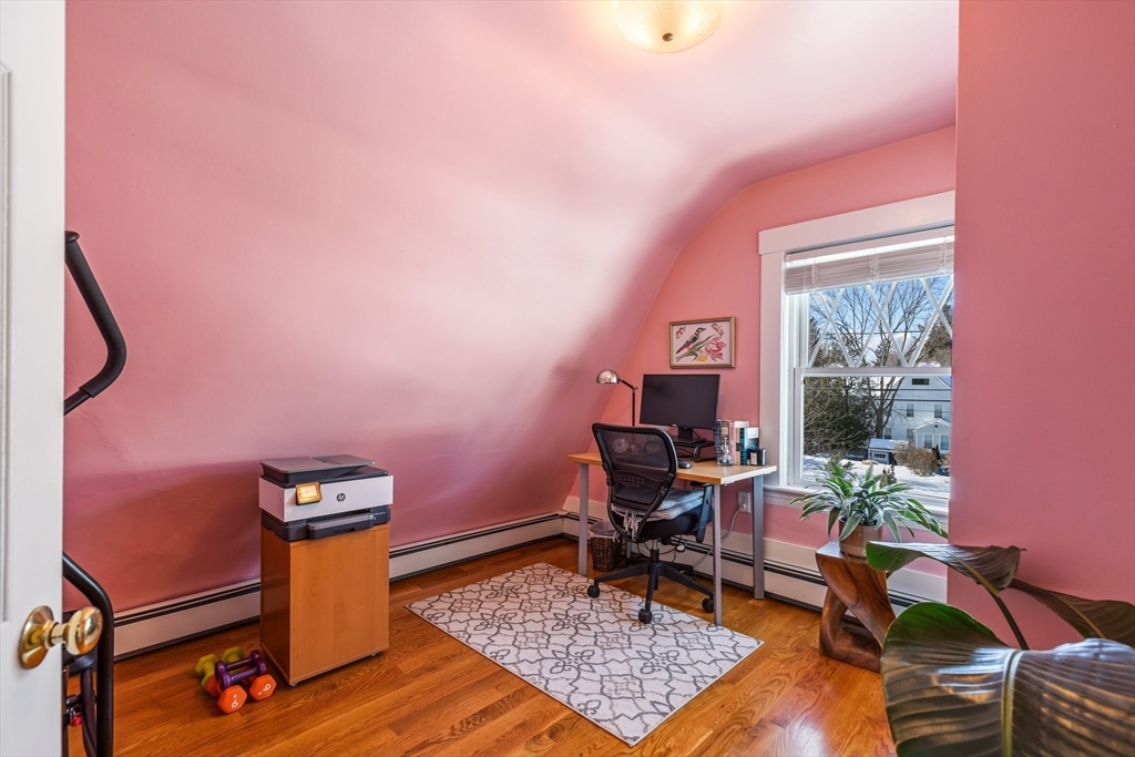 9 Lyman Street