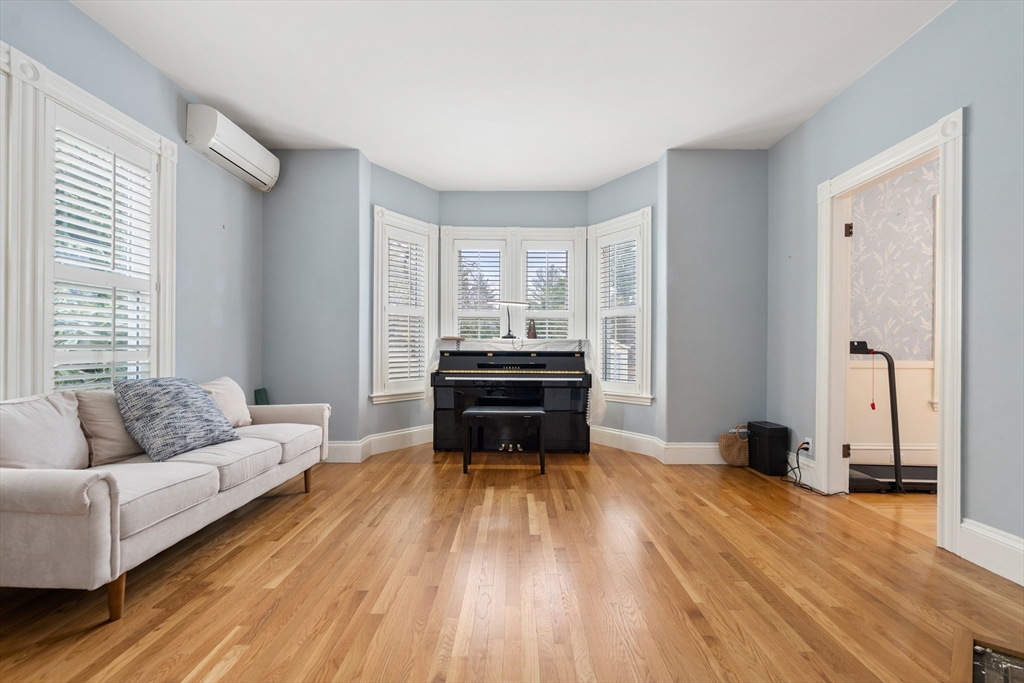 141 Landham Road
