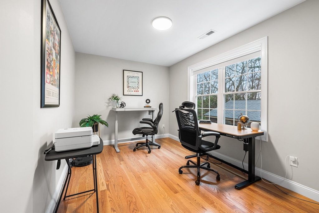 32 Fraser Rd