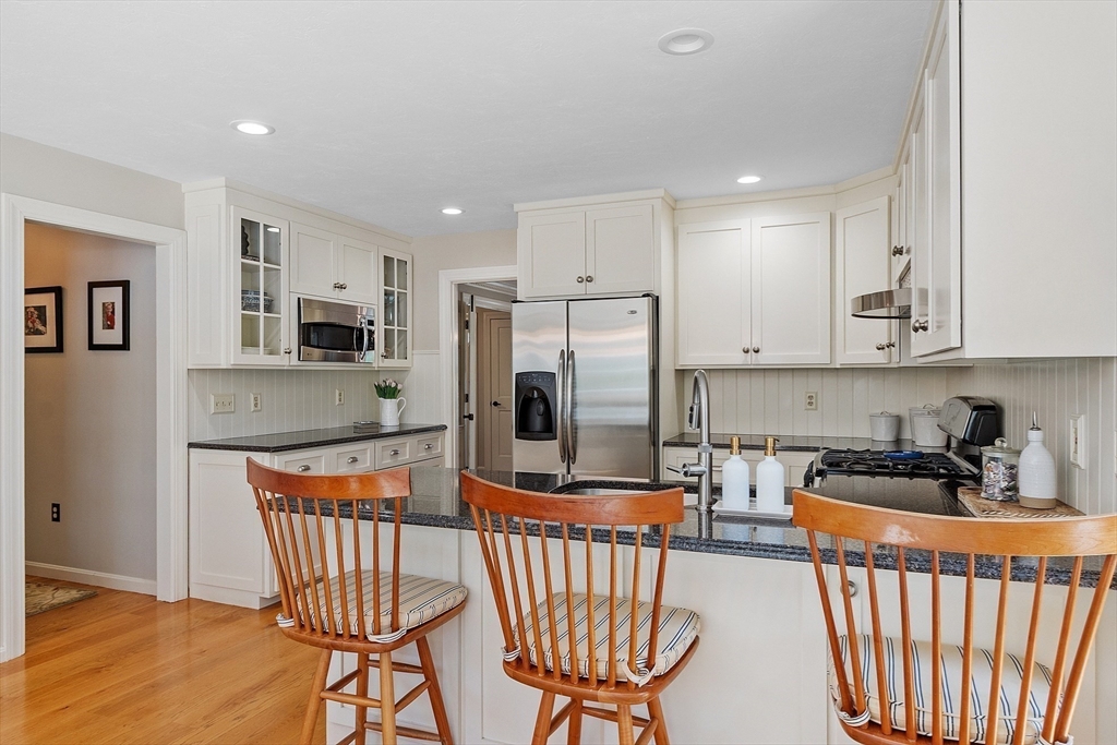 49 Wayside Rd