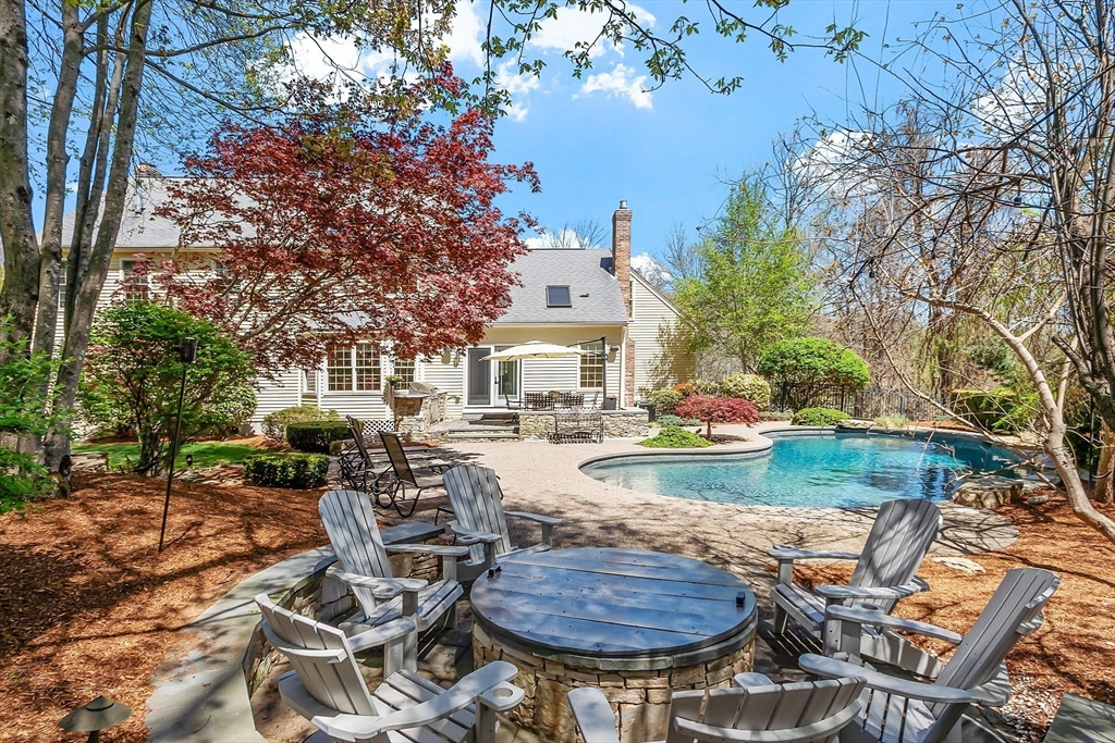 49 Wayside Rd