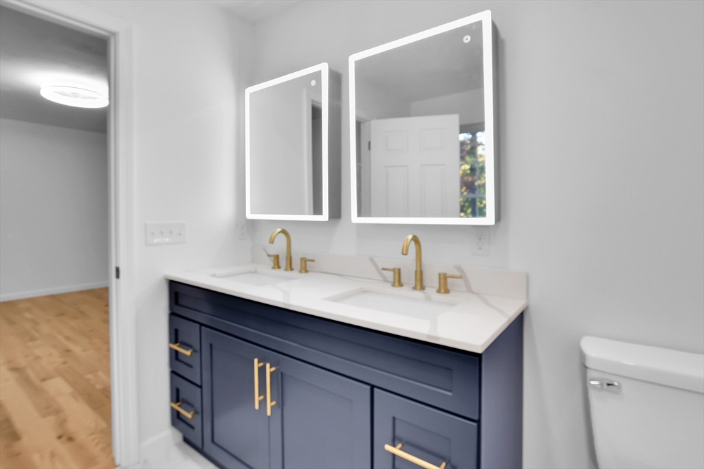 76 Number 6 Schoolhouse Rd