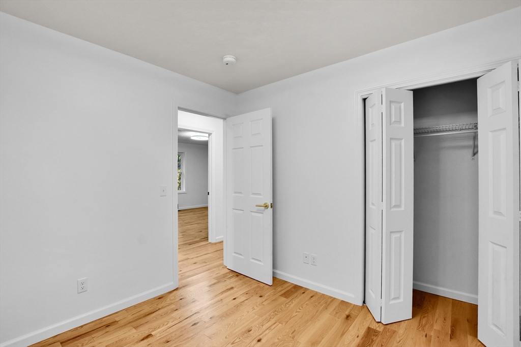 76 Number 6 Schoolhouse Rd