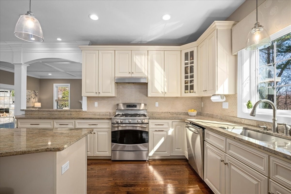 3 Foxhill Drive