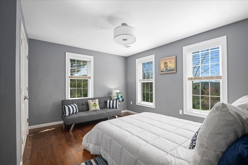 3 Foxhill Drive