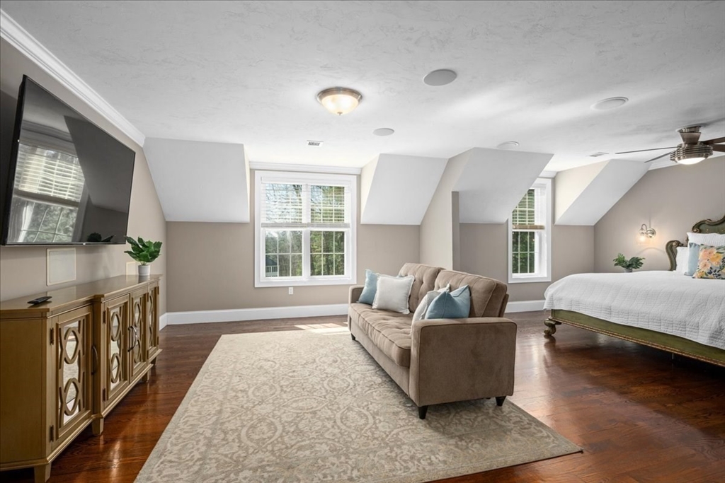 3 Foxhill Drive