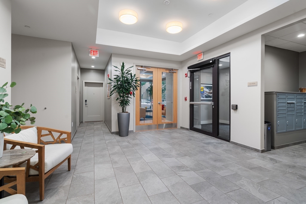 7 Beech Street # 302