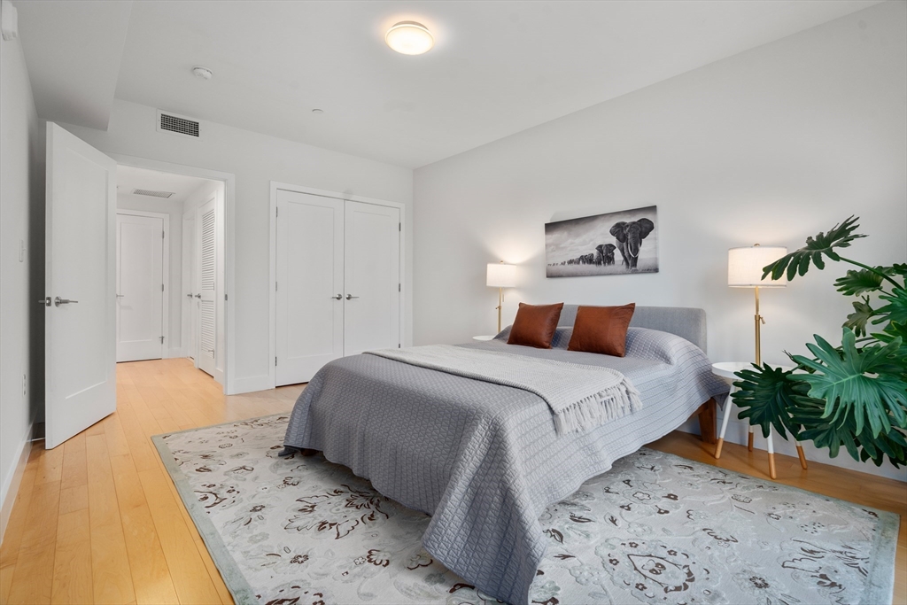 7 Beech Street # 302