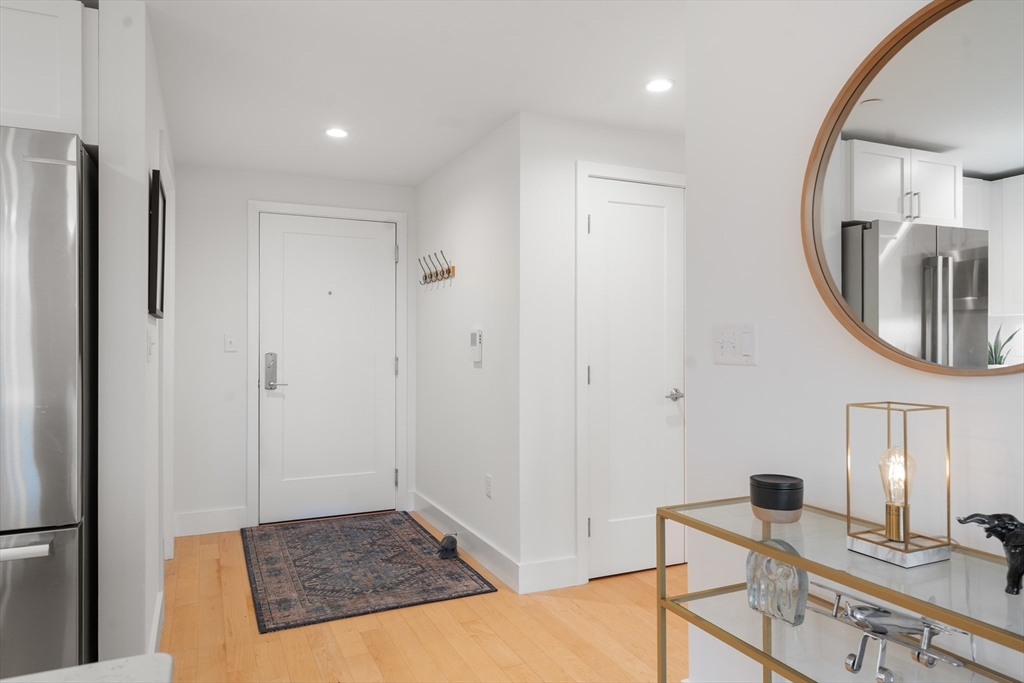 7 Beech Street # 302