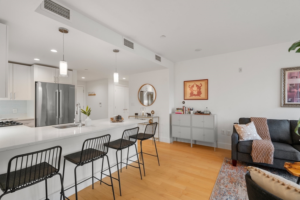 7 Beech Street # 302