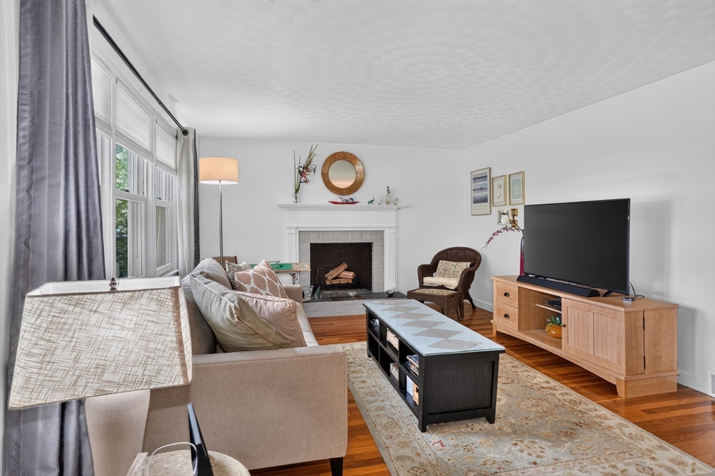 18 Cortland Dr