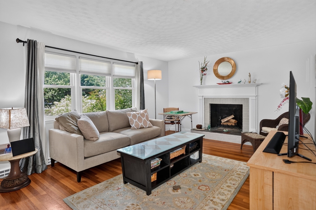18 Cortland Dr