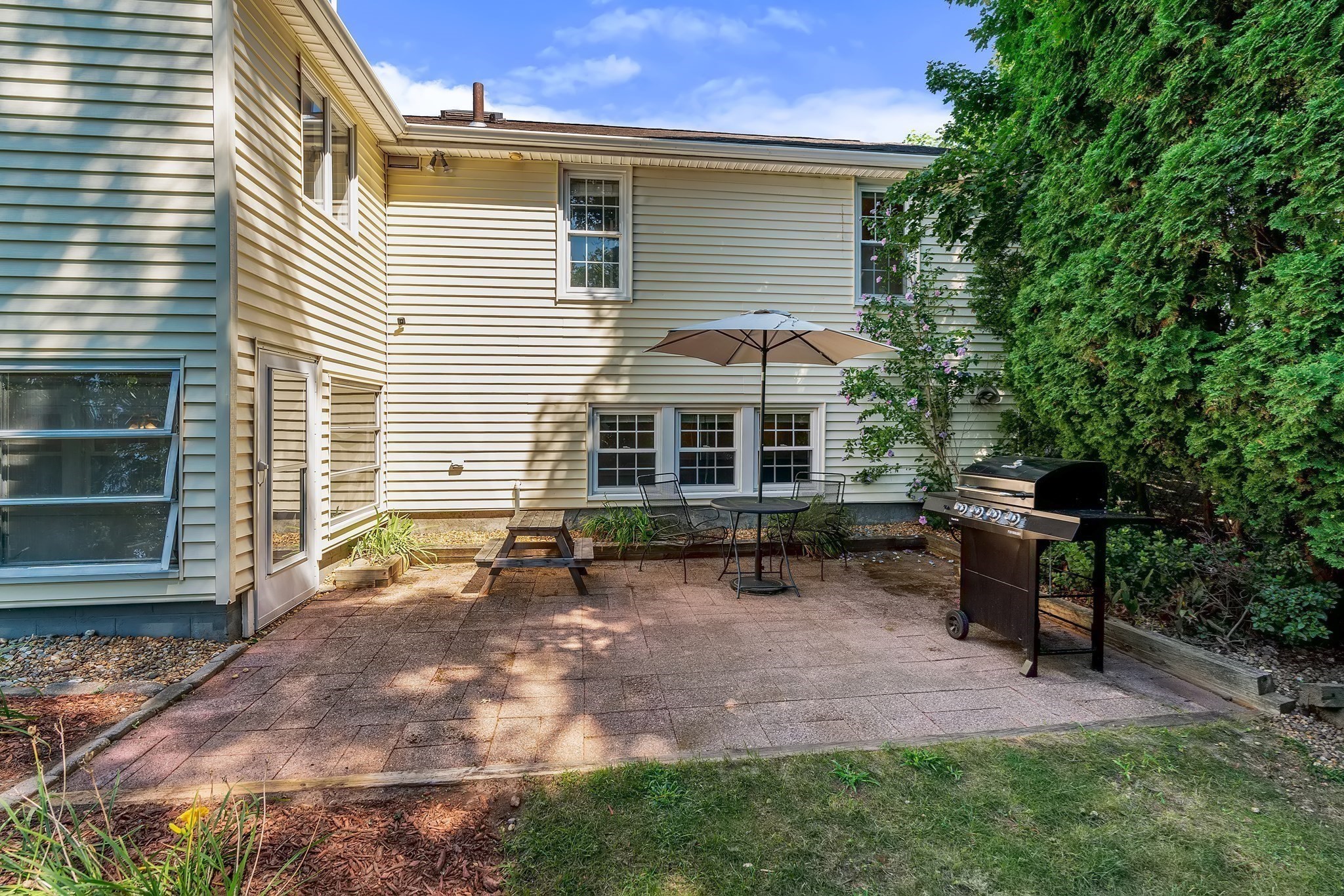 14 Sunset Drive
