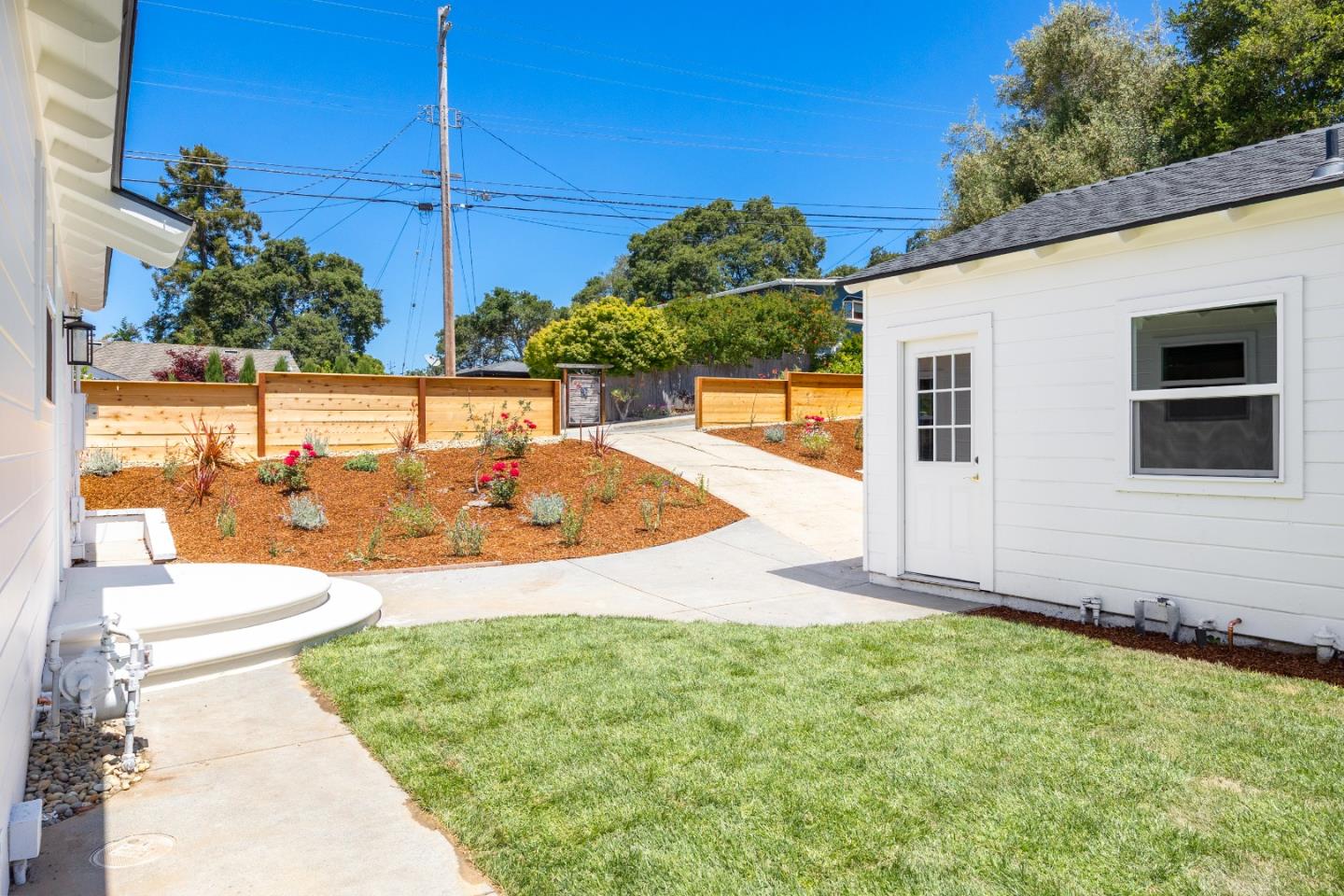 148 Reed Way