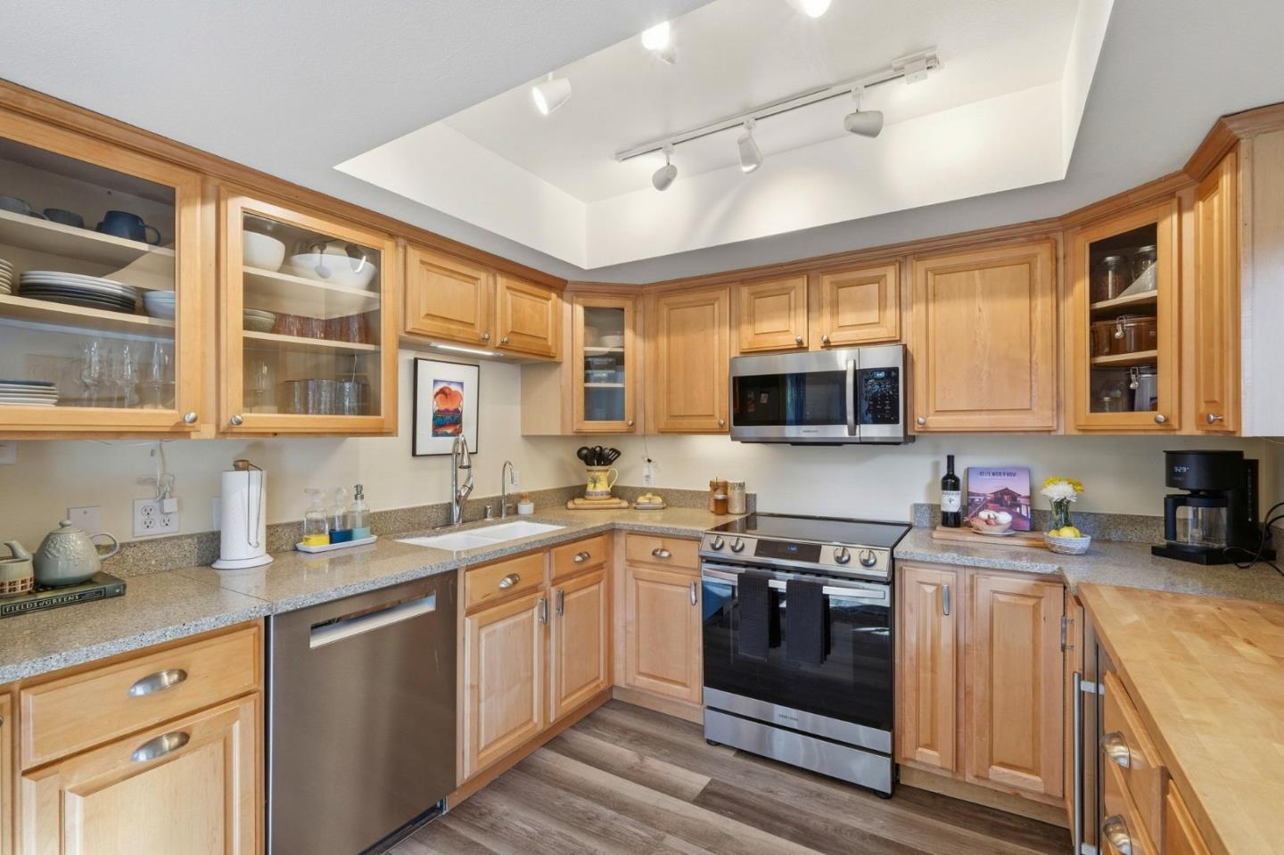 5525 Scotts Valley Dr 10