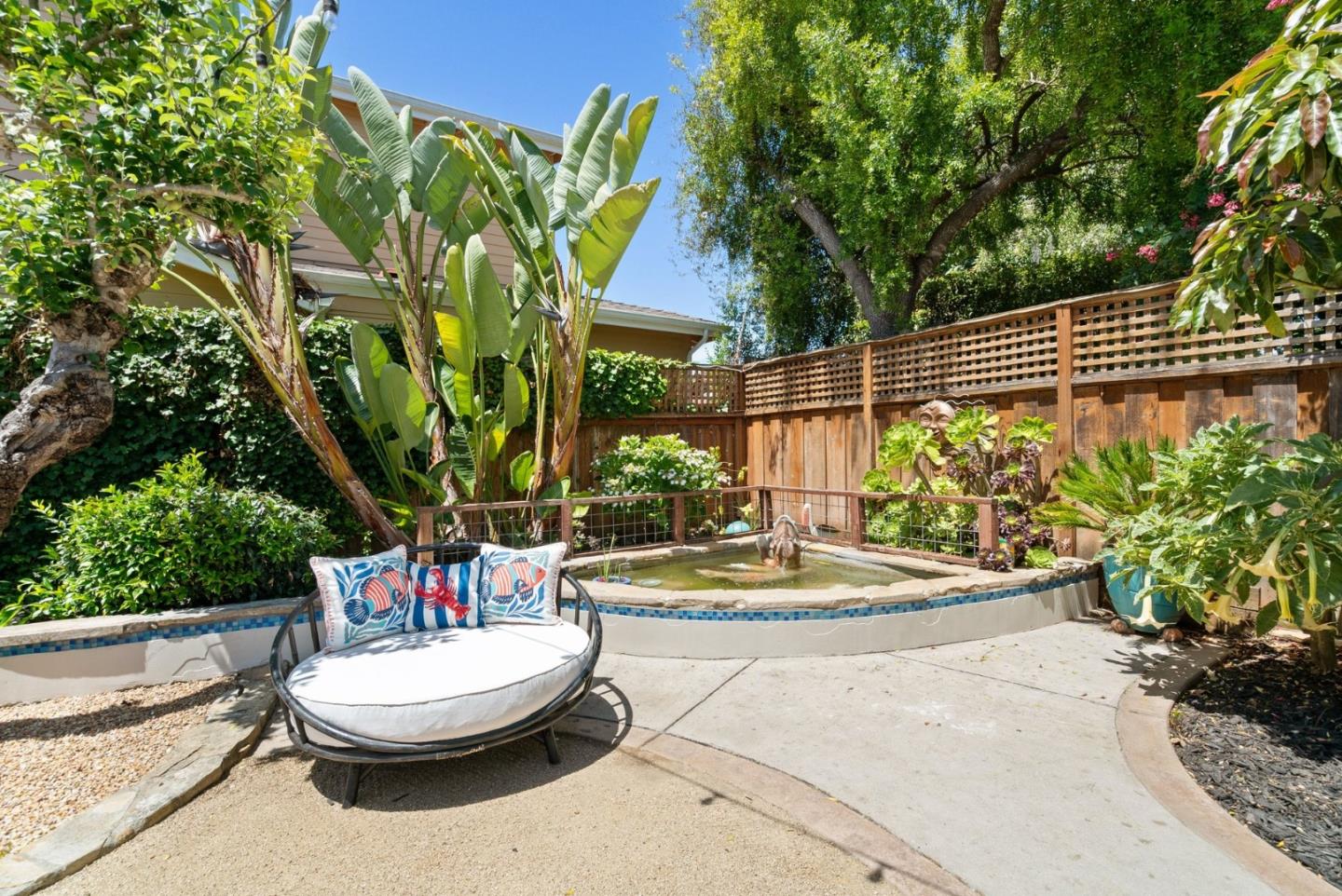 203 Washburn Avenue