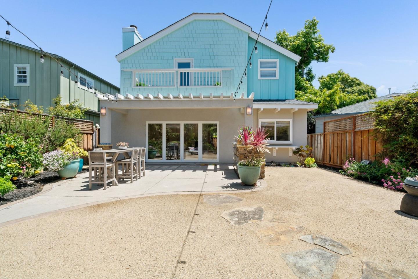 203 Washburn Avenue