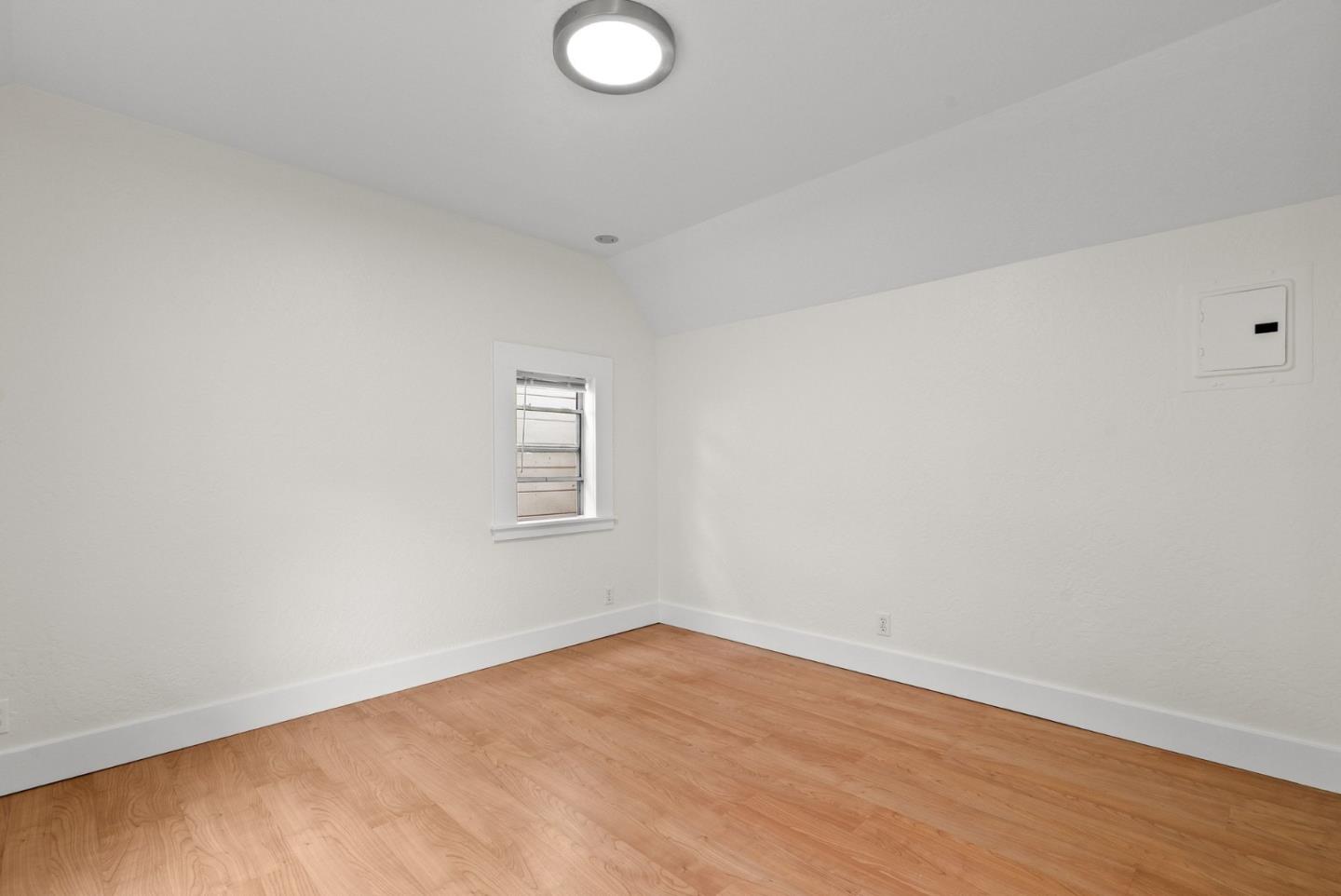 1328 Mission Street