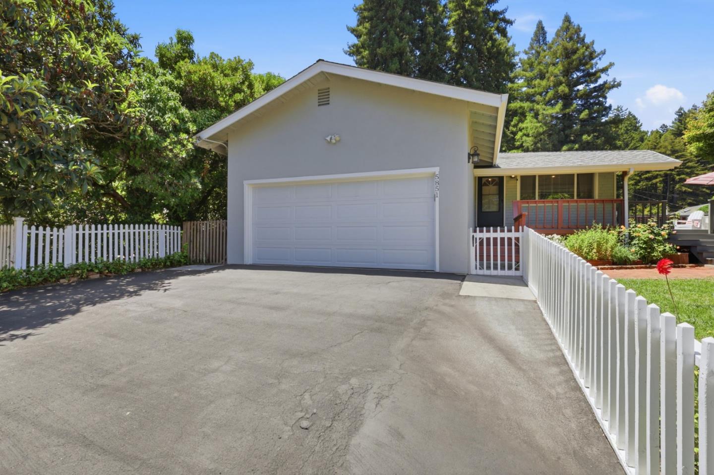5851 Plateau DR