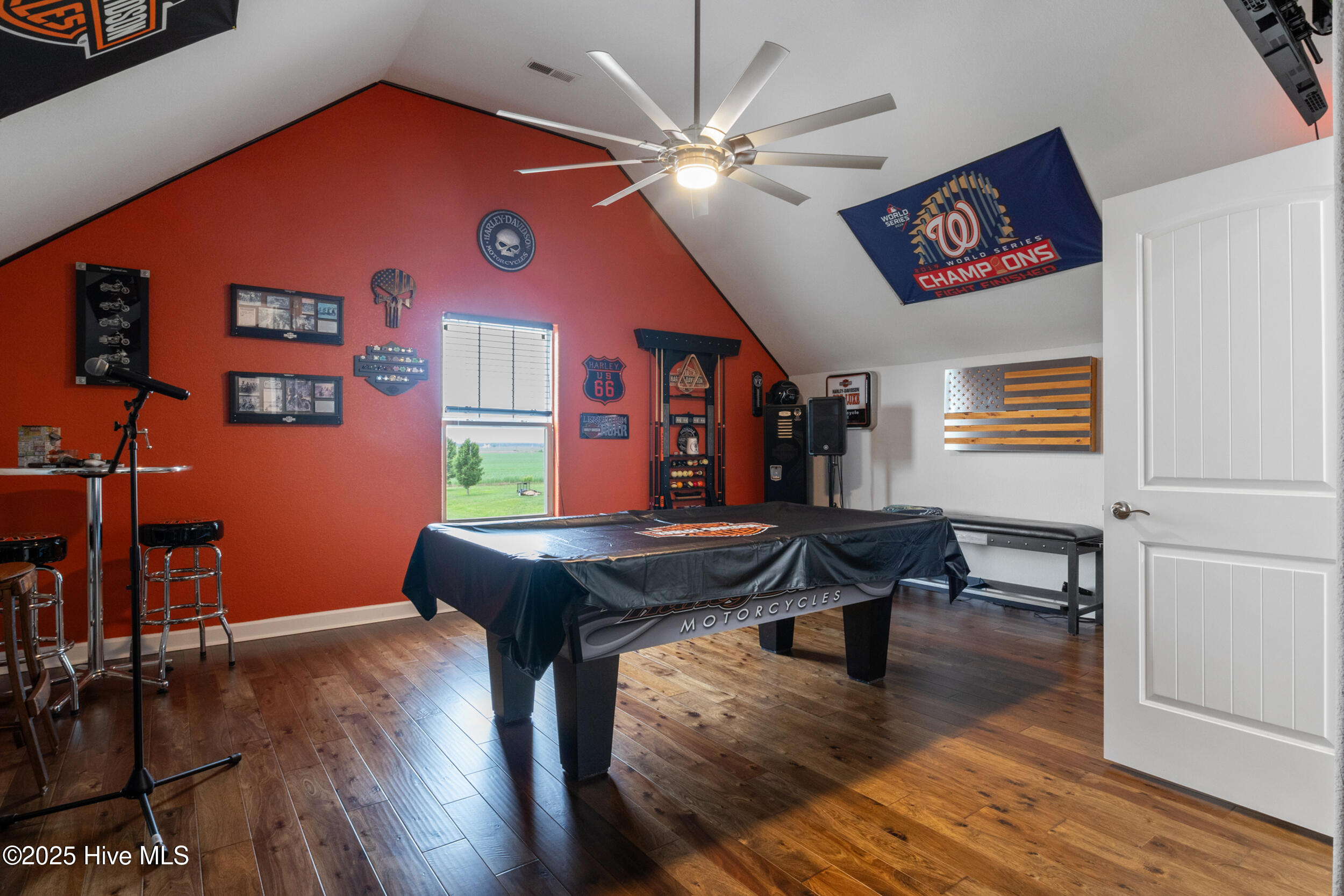 121 Algonquin Trail