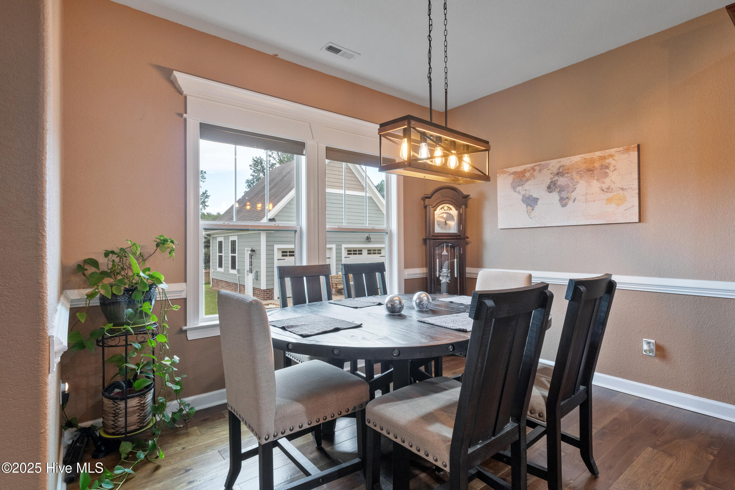121 Algonquin Trail
