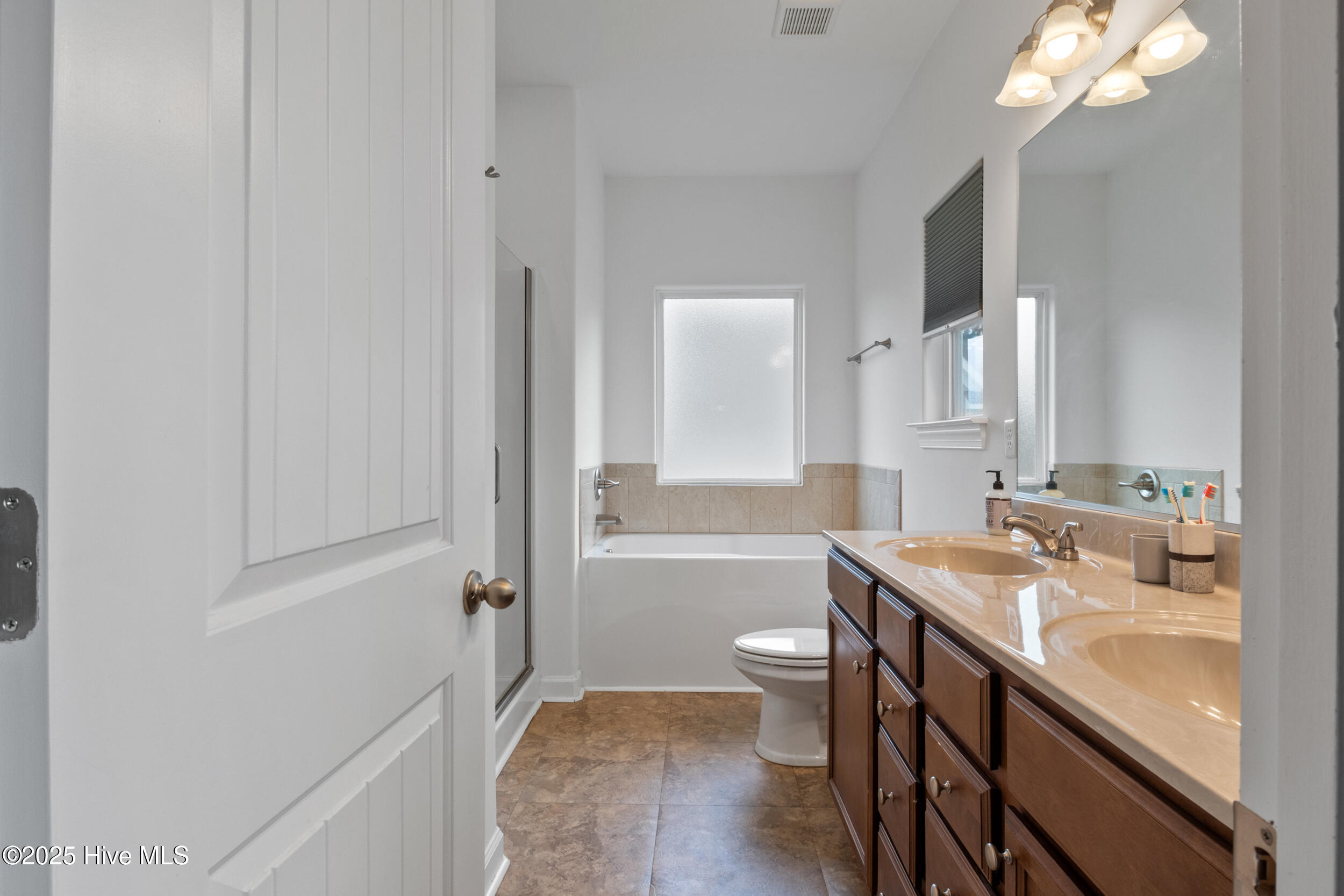 121 Algonquin Trail