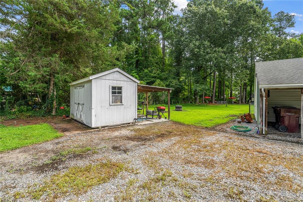 2500 Saint Brides RD W