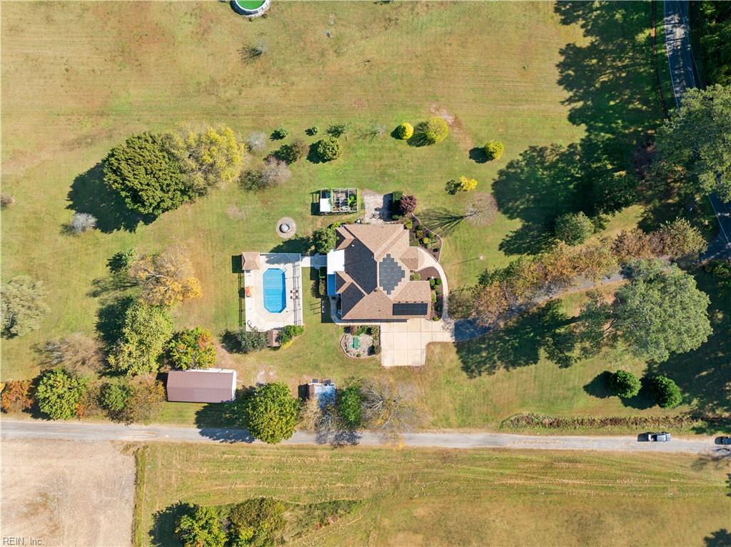 3724 Douglas RD