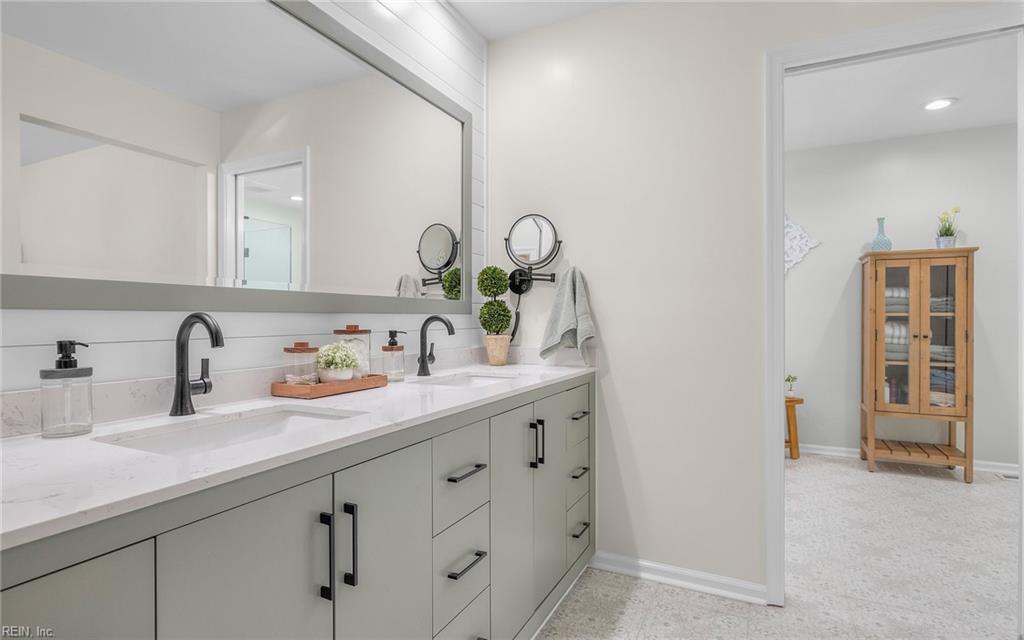 642 Broadwinsor CRES