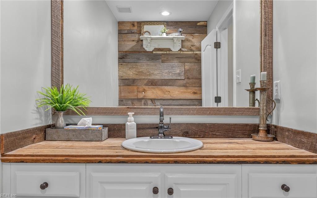 642 Broadwinsor CRES