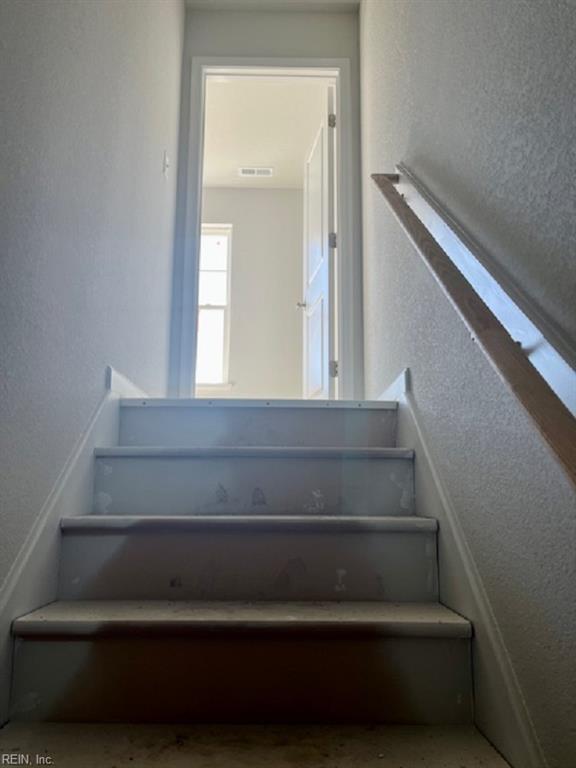 211 Apple CT